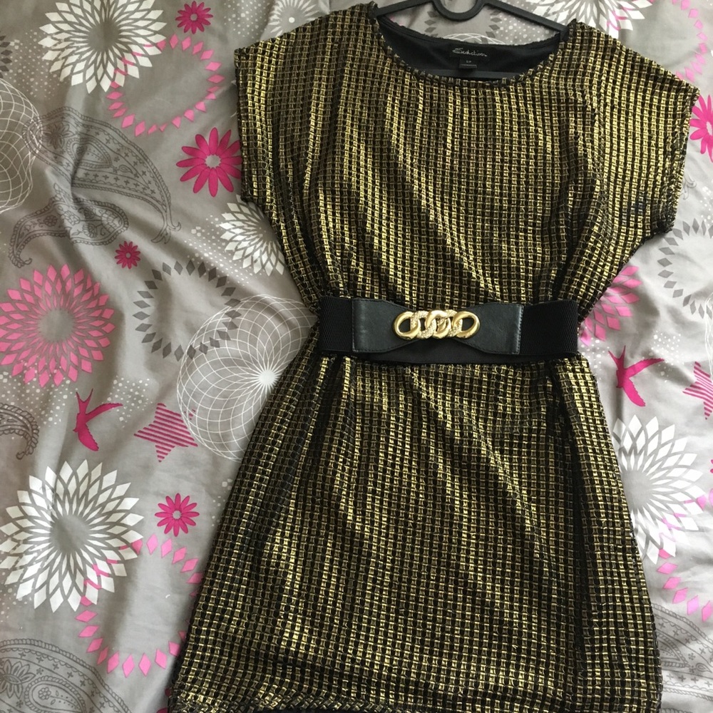 Pretty Golden bronze, straight dress 👗